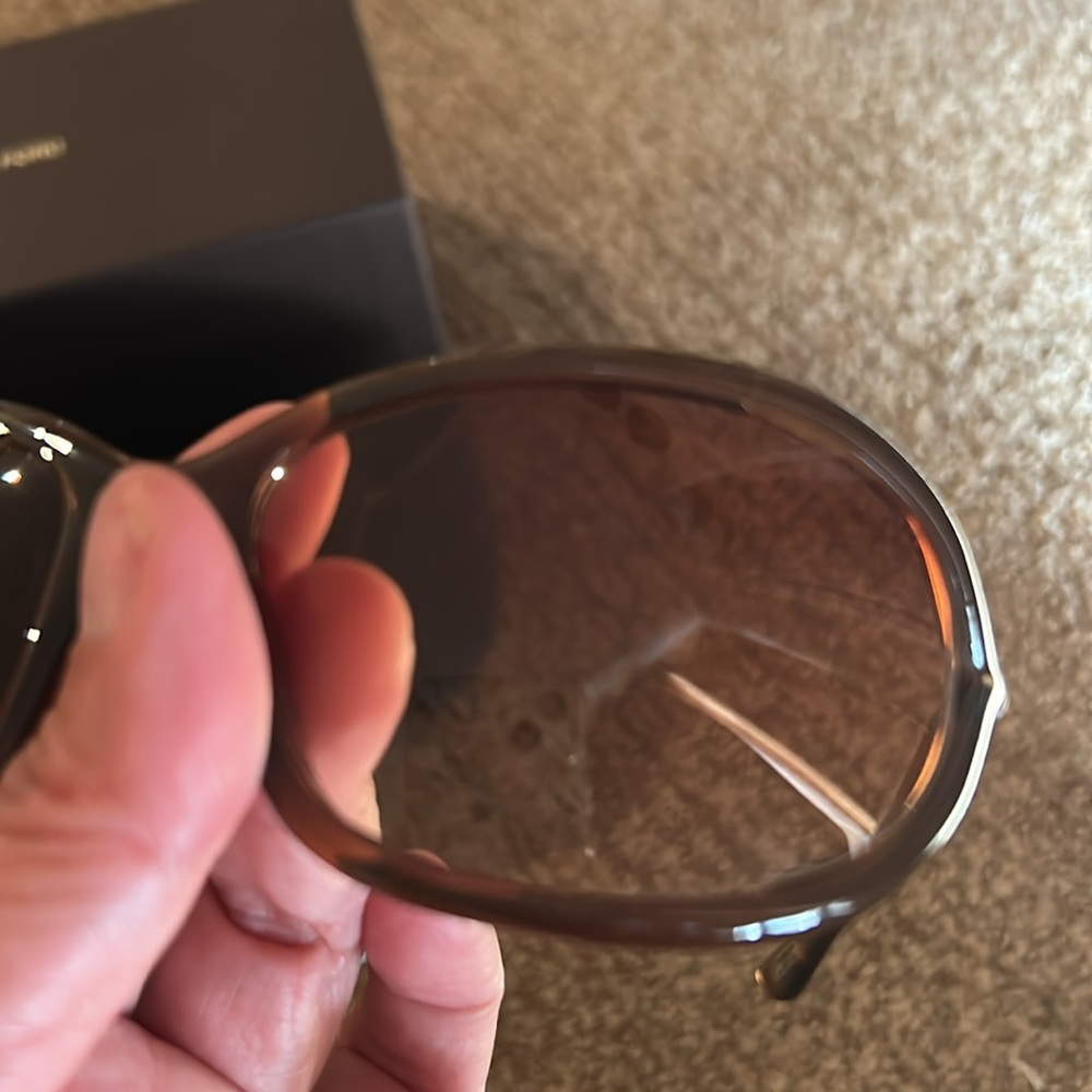 Tom Ford Whitney Sunglasses - Picture 4 of 8